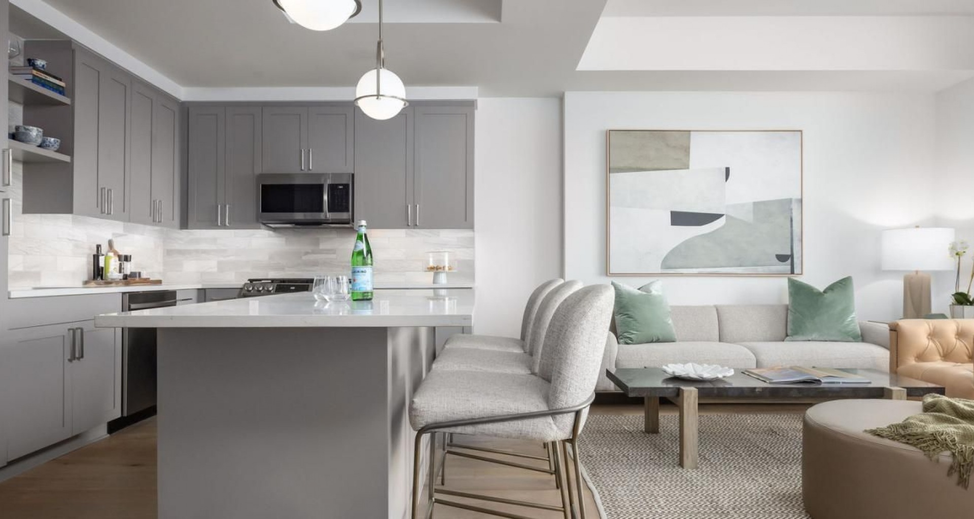 Novel Turtle Creek apartment photo